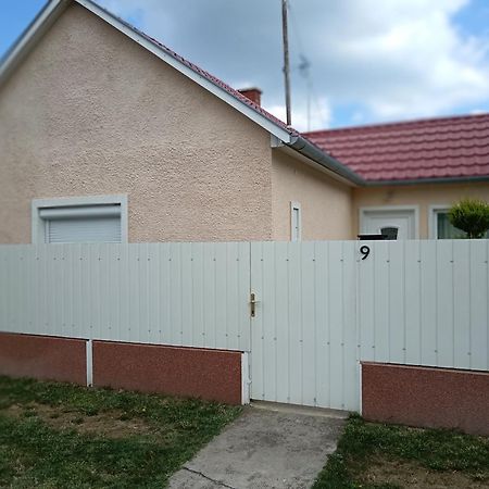 Margó Vendégházak 2 Hajdúszoboszló Exterior foto